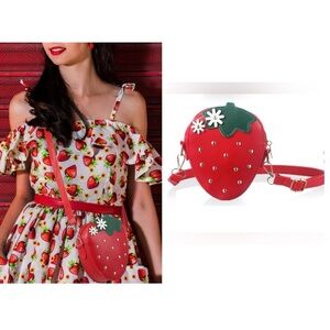 🍓NEW Strawberry Crossbody Bag Cute Novelty Red